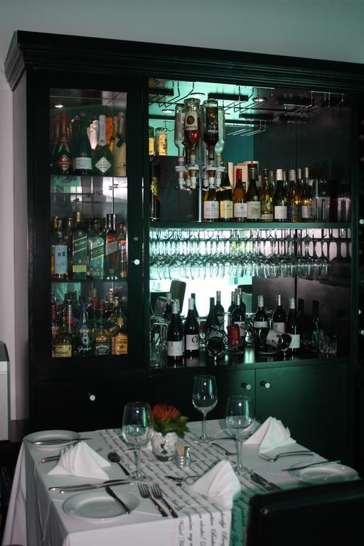 Yalla Yalla Boutique Hotel 윗뱅크 외부 사진