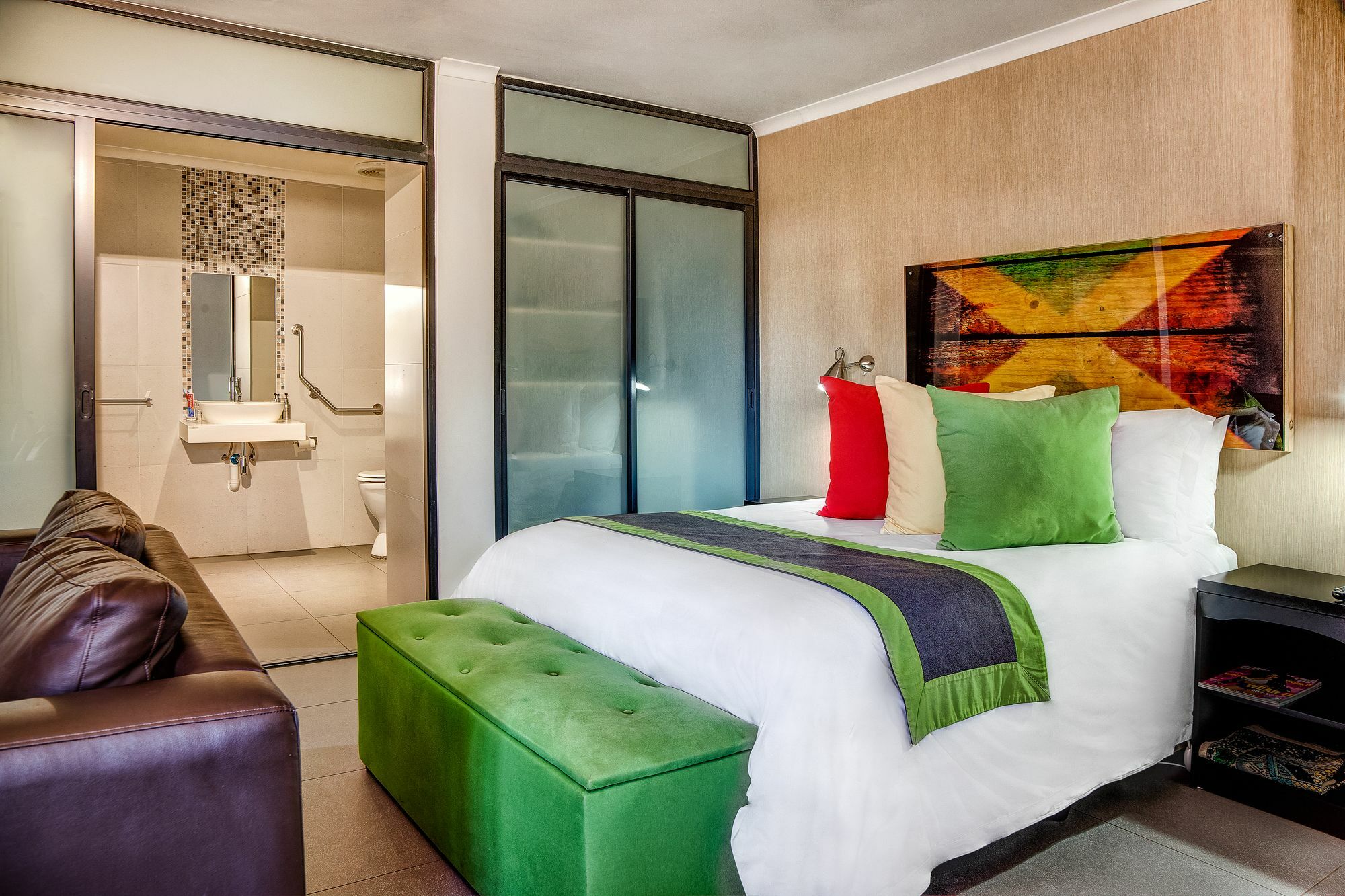 Yalla Yalla Boutique Hotel 윗뱅크 외부 사진