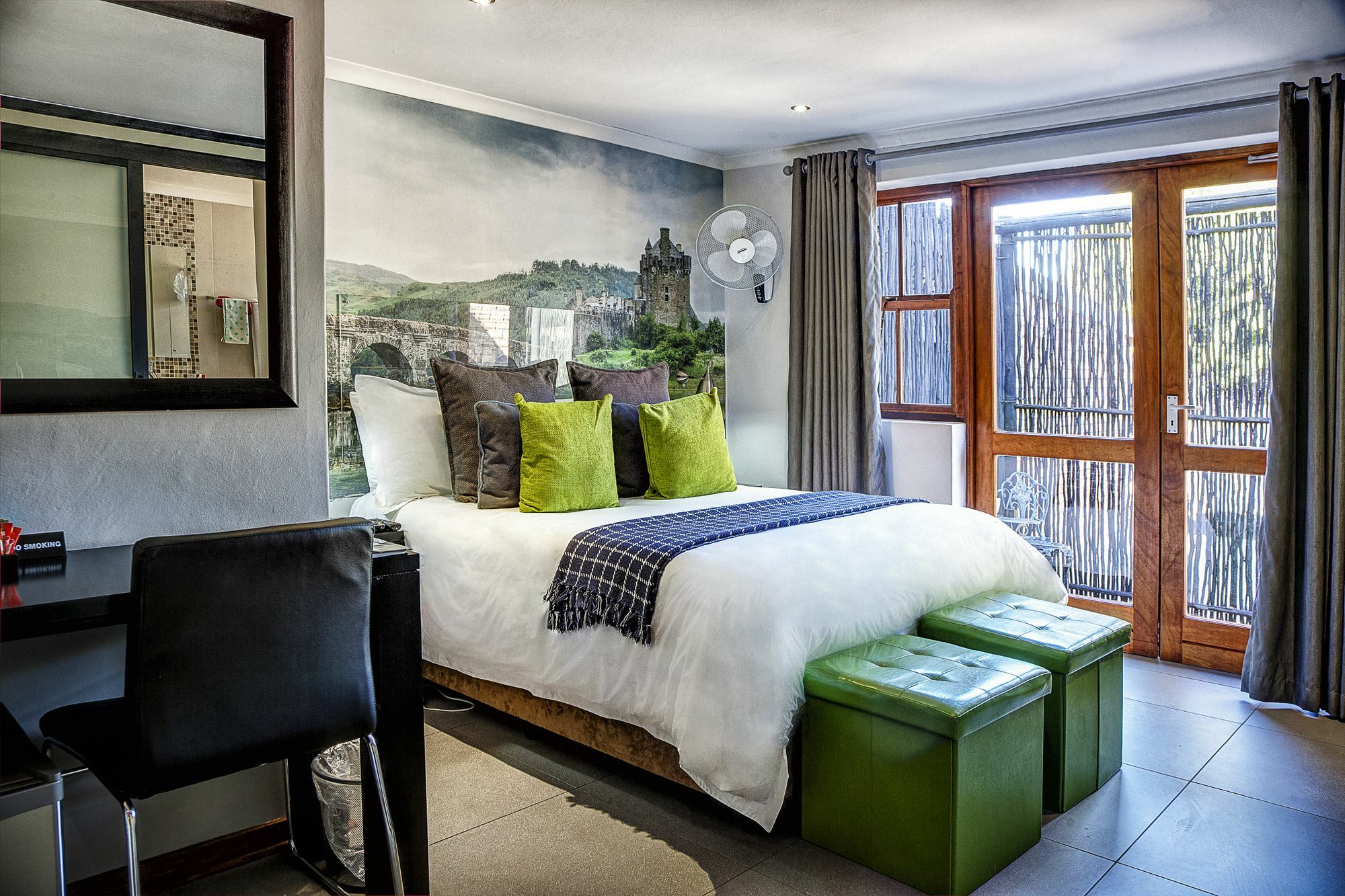 Yalla Yalla Boutique Hotel 윗뱅크 외부 사진